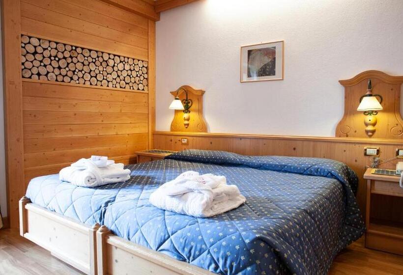 Номер Стандарт Вид на Горы, Posta