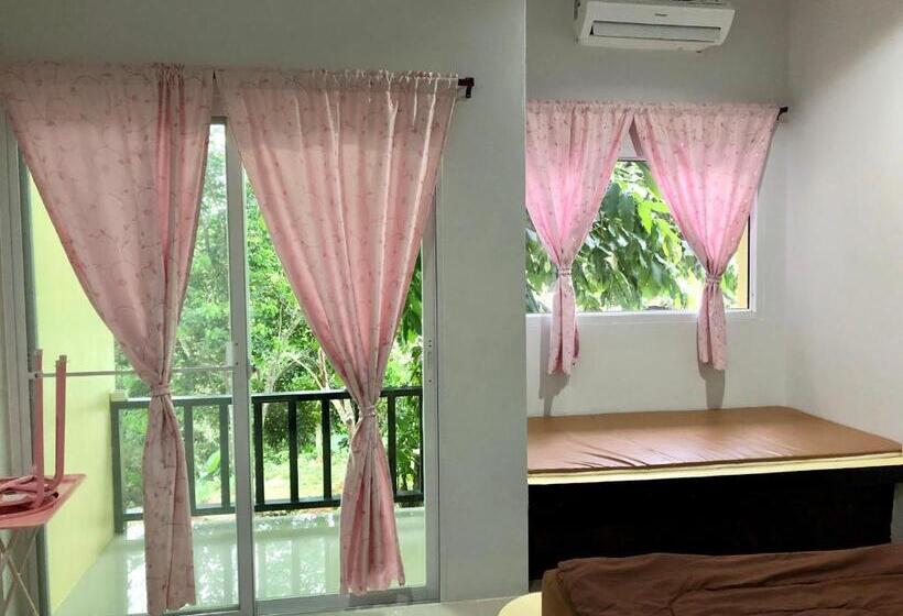 豪华房间, Chillchillsangkhlaburi โรงแรมชิลชิลสังขละบุรี