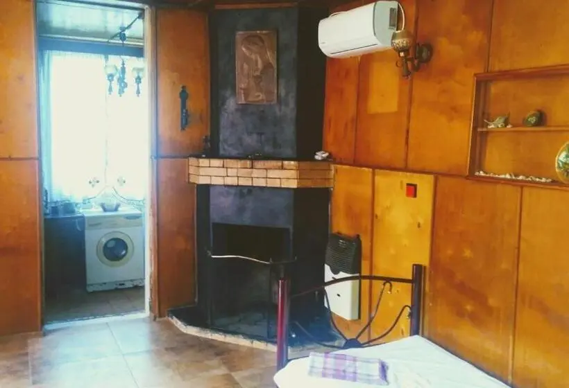 اتاق استاندارد با چشم‌انداز باغ, Colibri Home