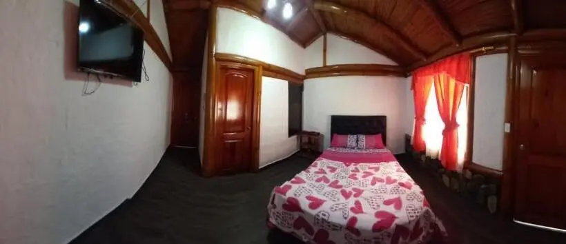 Standard-invahuone, Hostal Aventura