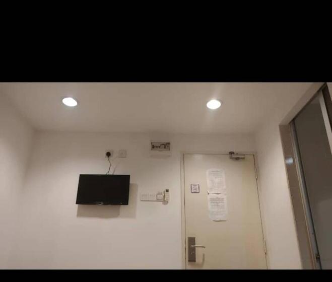 غرفة قياسية ثلاثية, V Hotel Sri Gombak