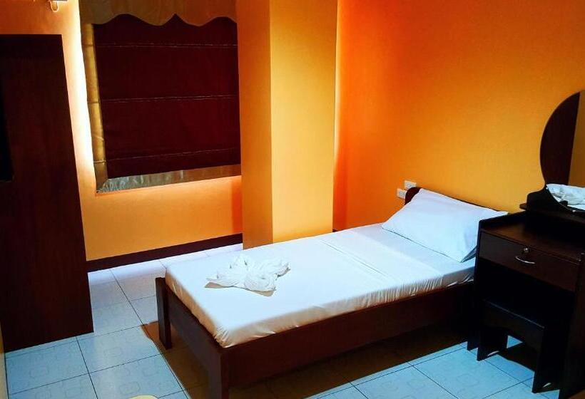 اتاق استاندارد یک نفره, Domsowir Hotel And Restaurant