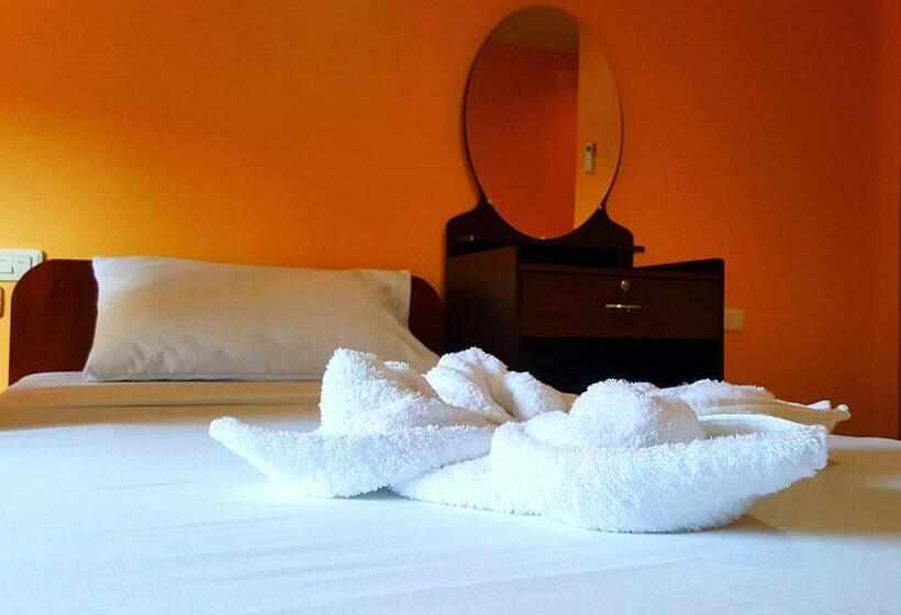 اتاق استاندارد یک نفره, Domsowir Hotel And Restaurant