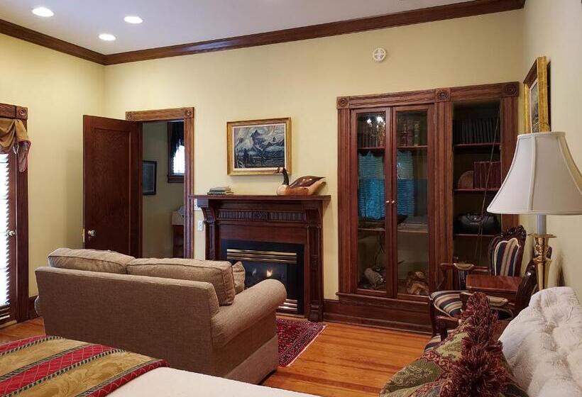 キングサイズベッドのスイートルーム, Bluff View Inn