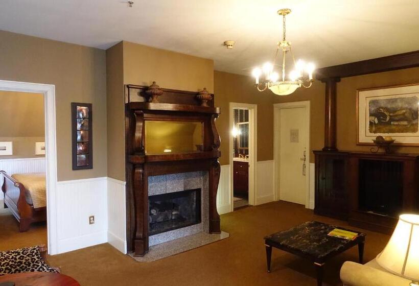 キングサイズベッドのスイートルーム, Bluff View Inn