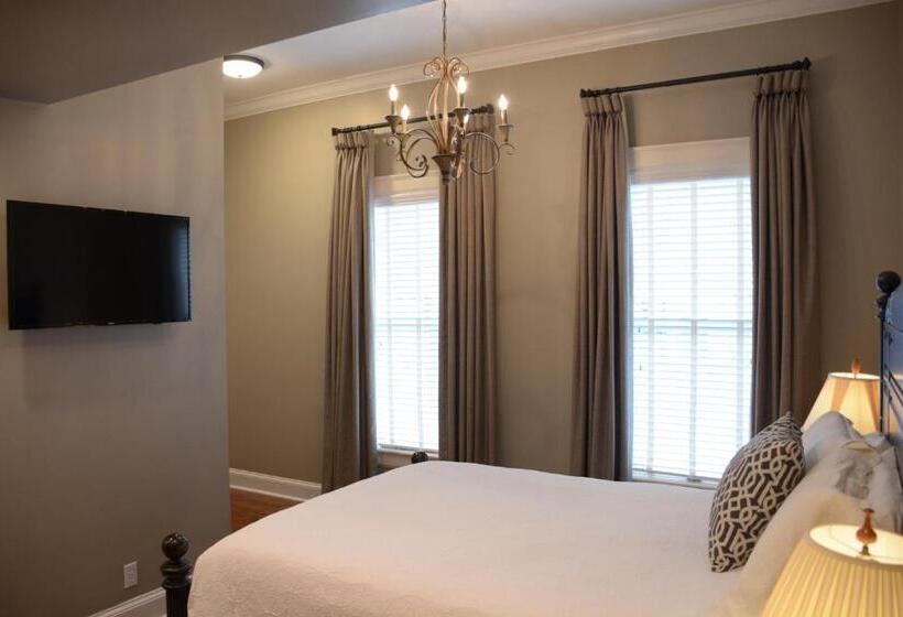 １ベッドルームハウス, Bluff View Inn