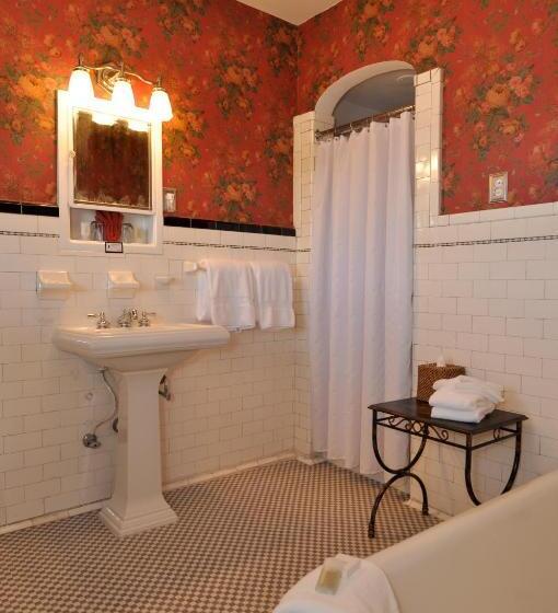 １ベッドルームハウス, Bluff View Inn