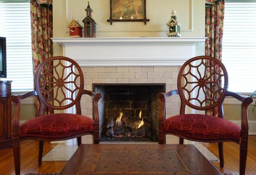 １ベッドルームハウス, Bluff View Inn