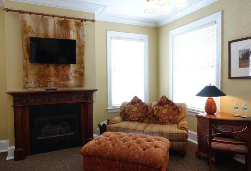 １ベッドルームハウス, Bluff View Inn