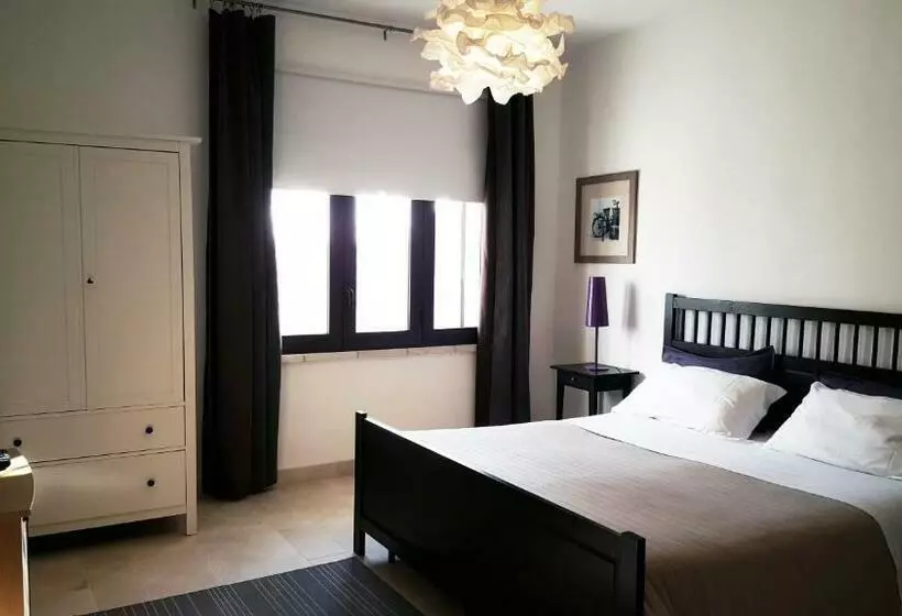 اتاق استاندارد با چشمانداز باغ, Mazzara Farm