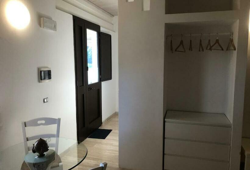 חדר לארבעה סטנדרטי עם נוף לגינה, Mazzara Farm