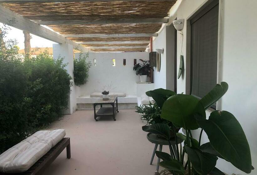 דירת 2 חדרי שינה עם נוף לגינה, Mazzara Farm