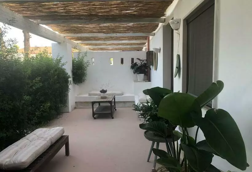 2 Bedroom Apartment Garden View, Mazzara Farm