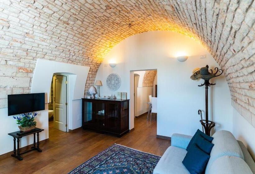 Люкс, Palazzo Scotto