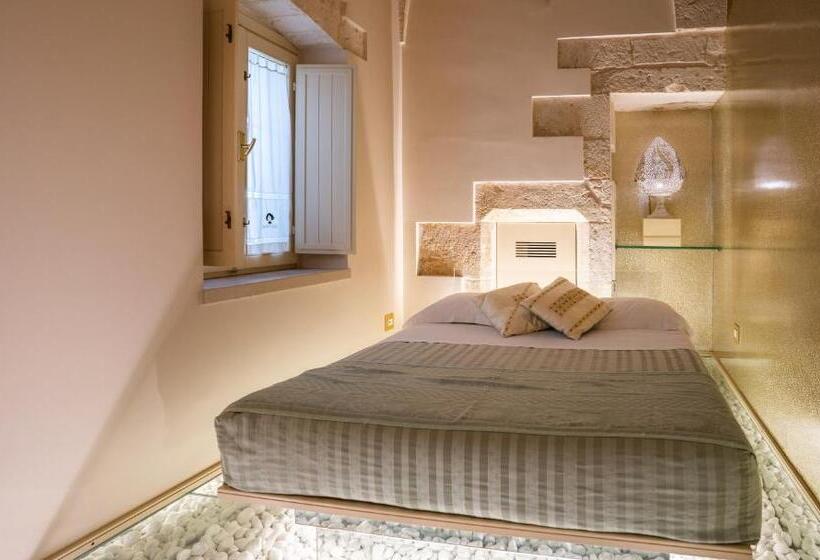 Полулюкс Повышенной Комфортности, Palazzo Scotto