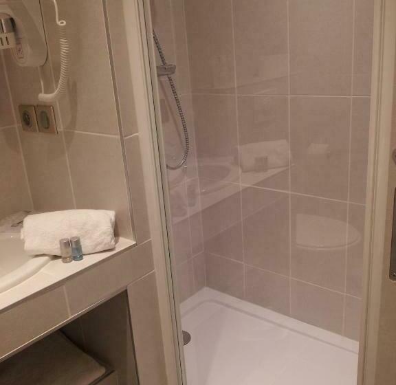 Номер Стандарт, De La Couronne