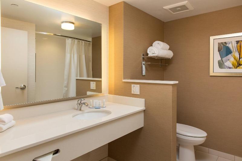 Люкс Кровать Кинг, Fairfield Inn & Suites By Marriott Sacramento Folsom