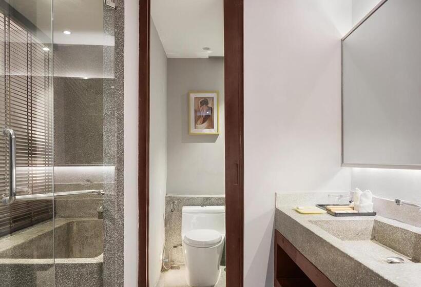 Президентский Люкс, G Mekong Hotel Phnom Penh