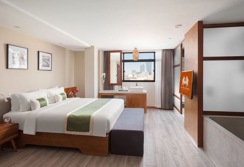 Номер Deluxe, G Mekong Hotel Phnom Penh