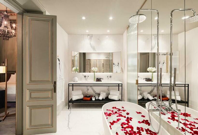 Люкс Повышенной Комфортности, H10 Casa Mimosa 4* Sup