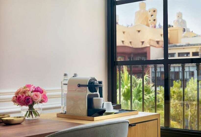 Номер Deluxe, H10 Casa Mimosa 4* Sup