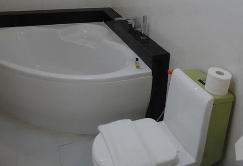 اتاق لوکس, Paragon