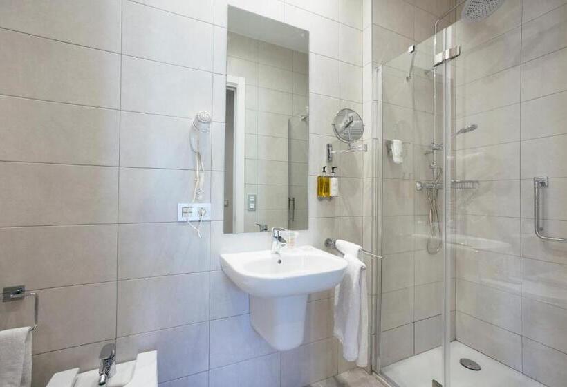 带3个卧室的公寓, Legazpi Doce Rooms & Suites