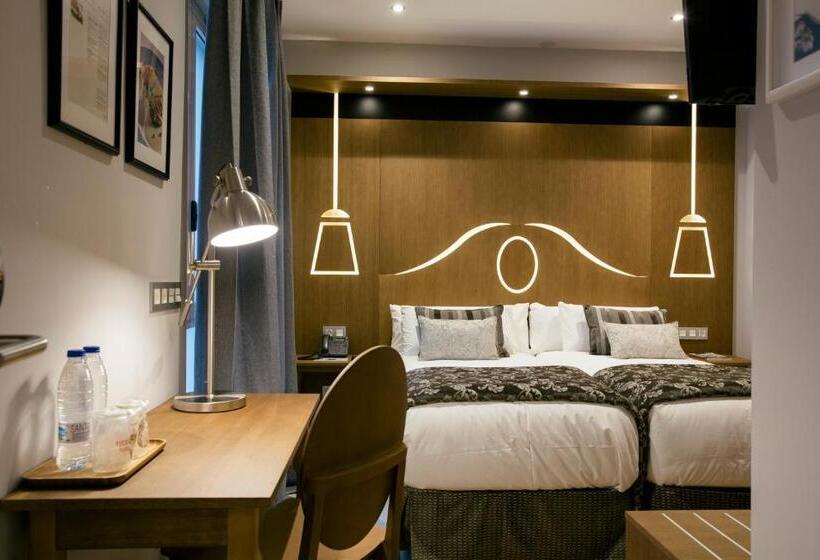 标准工作室带阳台, Legazpi Doce Rooms & Suites