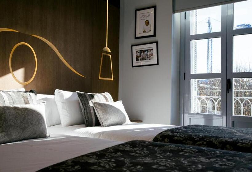 إستديو قياسى مزود بشرفة, Legazpi Doce Rooms & Suites