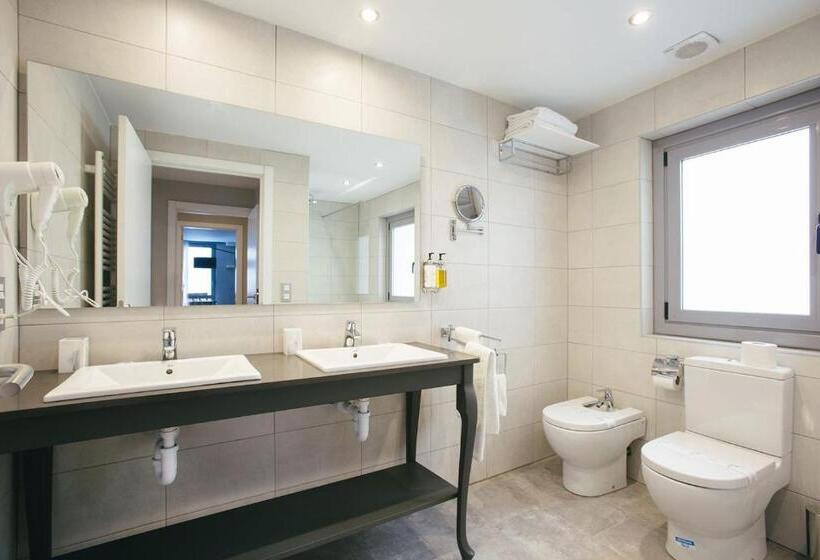 带1个卧室的顶楼公寓, Legazpi Doce Rooms & Suites