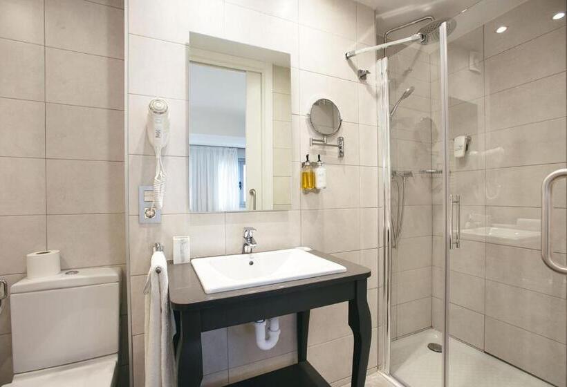 带1个卧室的顶楼公寓, Legazpi Doce Rooms & Suites