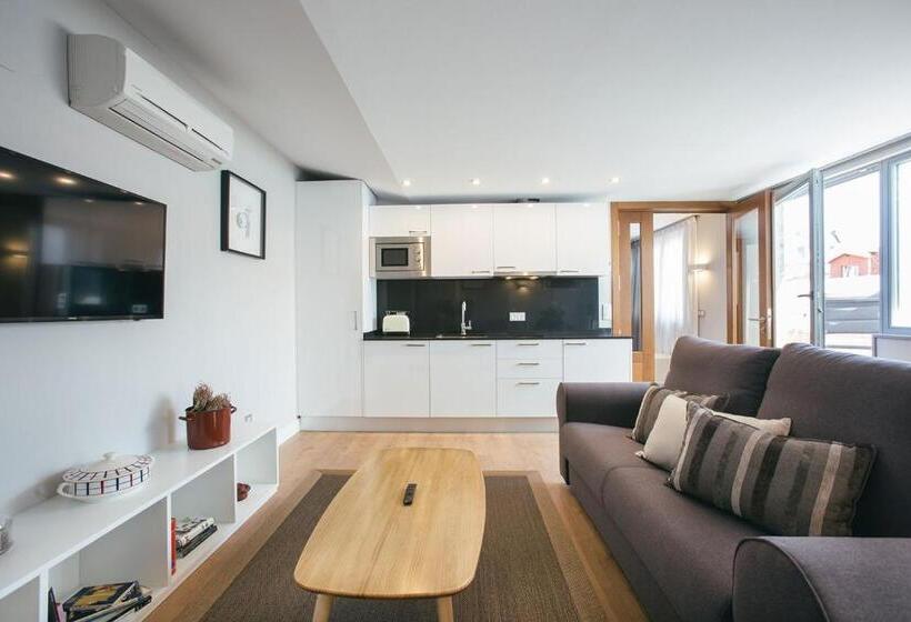 带1个卧室的顶楼公寓, Legazpi Doce Rooms & Suites