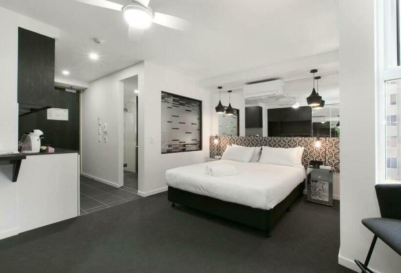 סטודיו סטנדרט עם מרפסת, Menso At Southbank