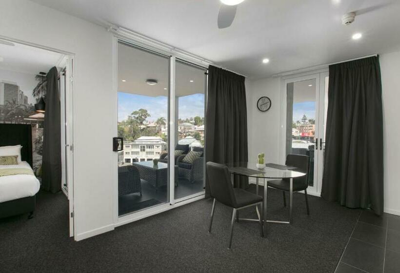 דירת שני חדרים, Menso At Southbank