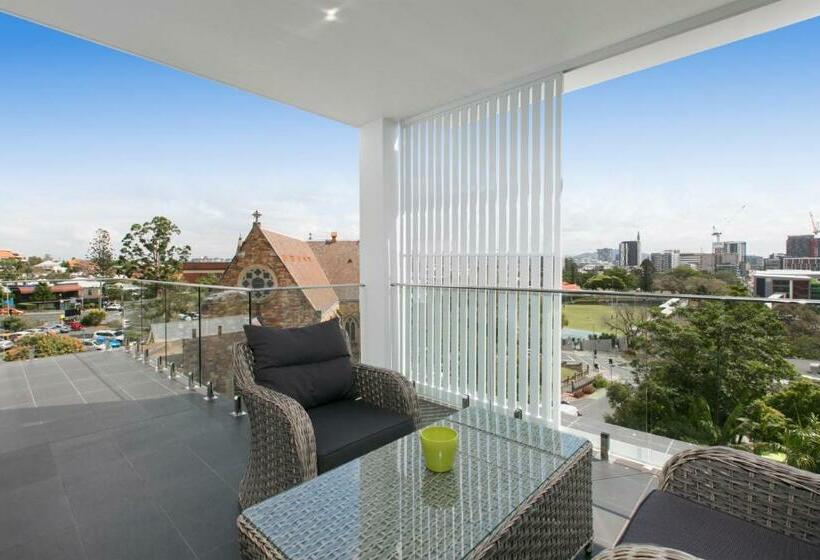 דירה בת חדר שינה 1 עם מרפסת, Menso At Southbank