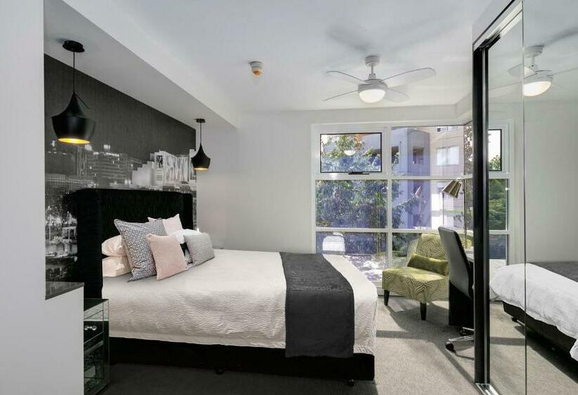 דירה בת חדר שינה 1 עם מרפסת, Menso At Southbank