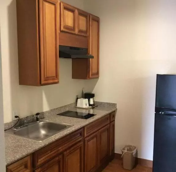 スタンダードスタジオ, Regency Inn & Suites Nw Houston