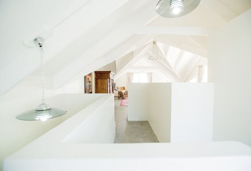 جناح ديلوكس, De Linden Boutique Guest House