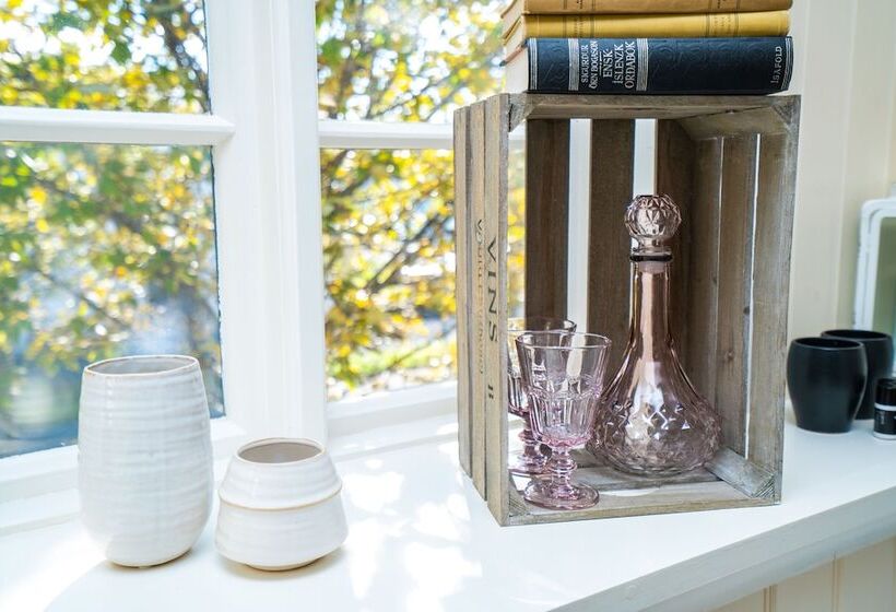 اتاق لوکس, Skyr Guesthouse