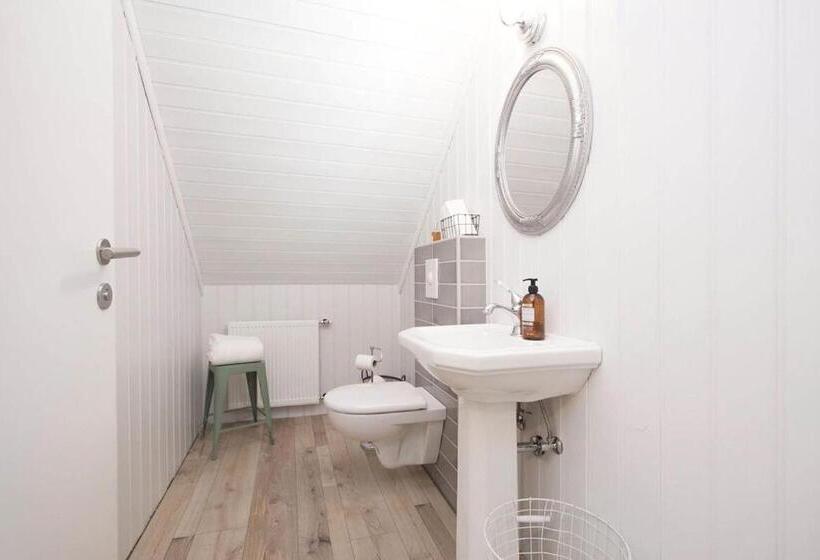 اتاق لوکس, Skyr Guesthouse