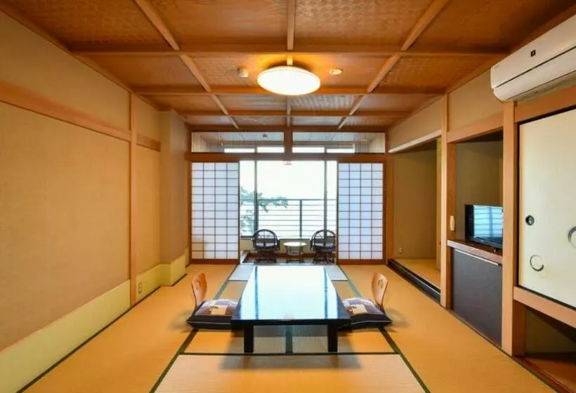 スタンダード4人部屋, Hokkawa Onsen