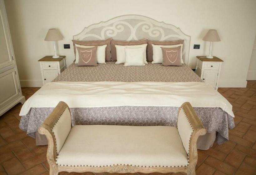 جناح جونيور, Villa Sibilla