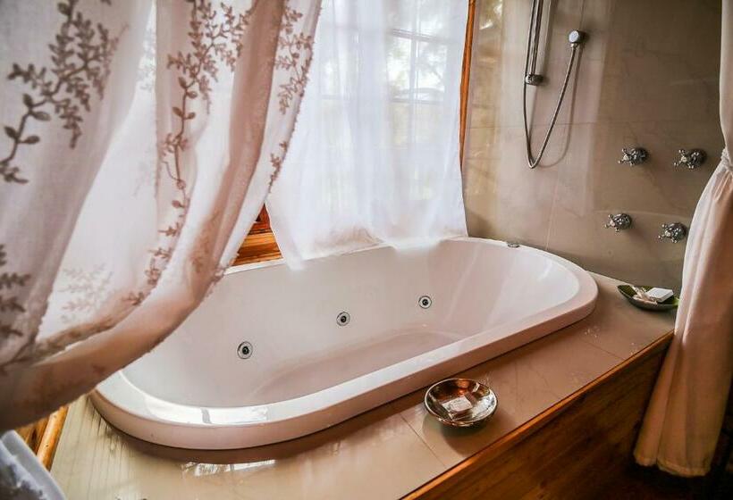 침실 1개 주택, Vindoux Tree House Guest Farm & Spa