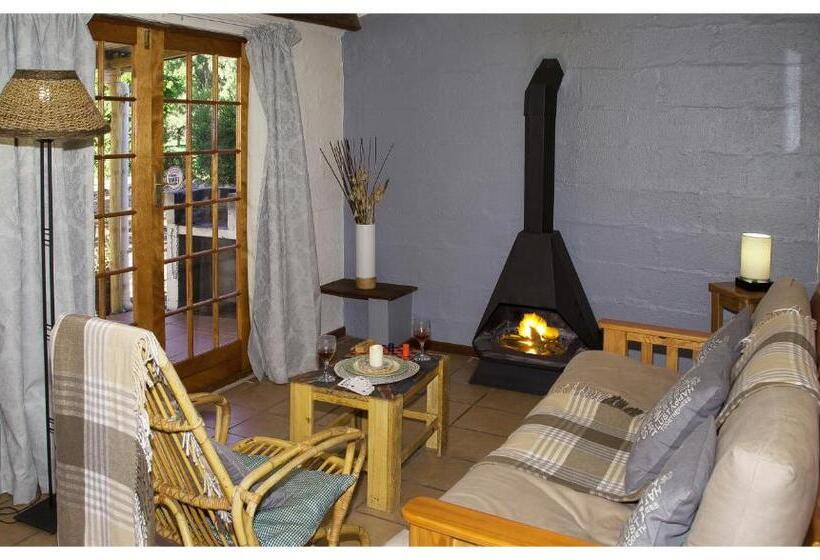 샬레, Vindoux Tree House Guest Farm & Spa