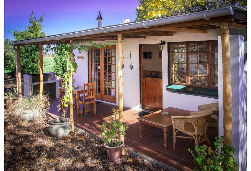 Шале 1 Спальня, Vindoux Tree House Guest Farm & Spa