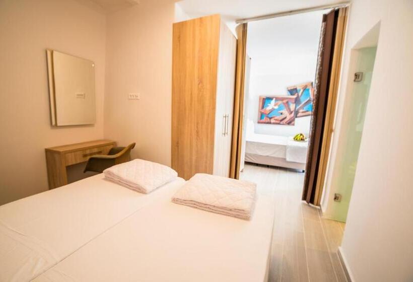 Deluxe люкс с видом, Kratiras View Luxury Suites