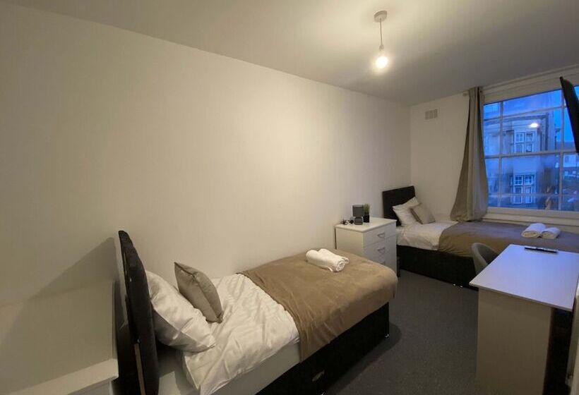 חדר סטנדרט, Cosy 3bd Guesthouse. Private Bathrooms