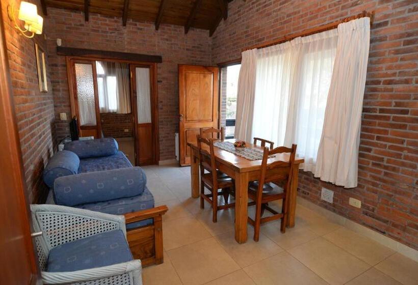 带1个卧室的带阳台的公寓, Aitue Apart Hotel & Spa