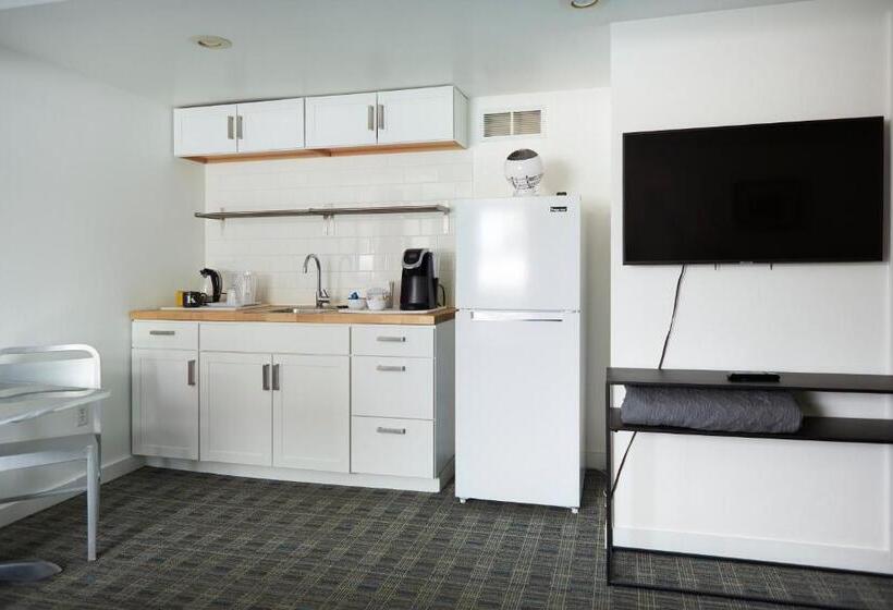 חדר דלוקס, Snob Hollow Inn Downtown Anchorage