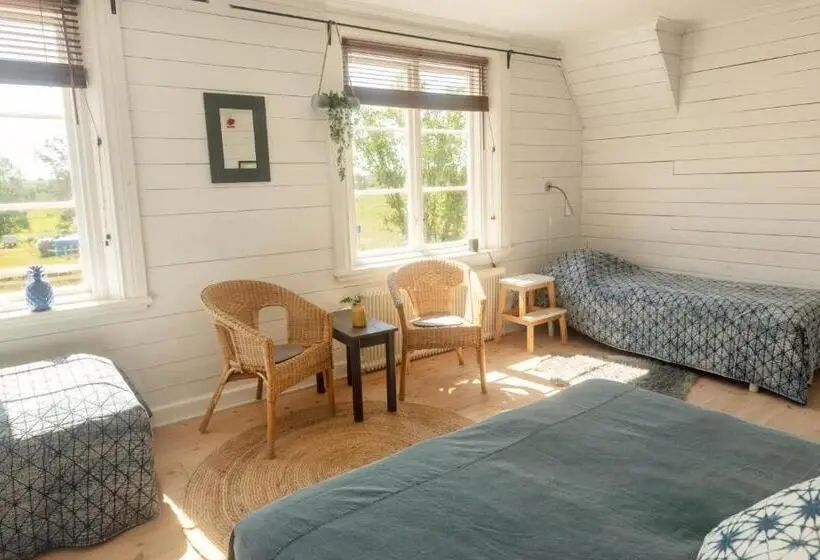 スタンダード４人部屋, Mejeriet Stenkyrka